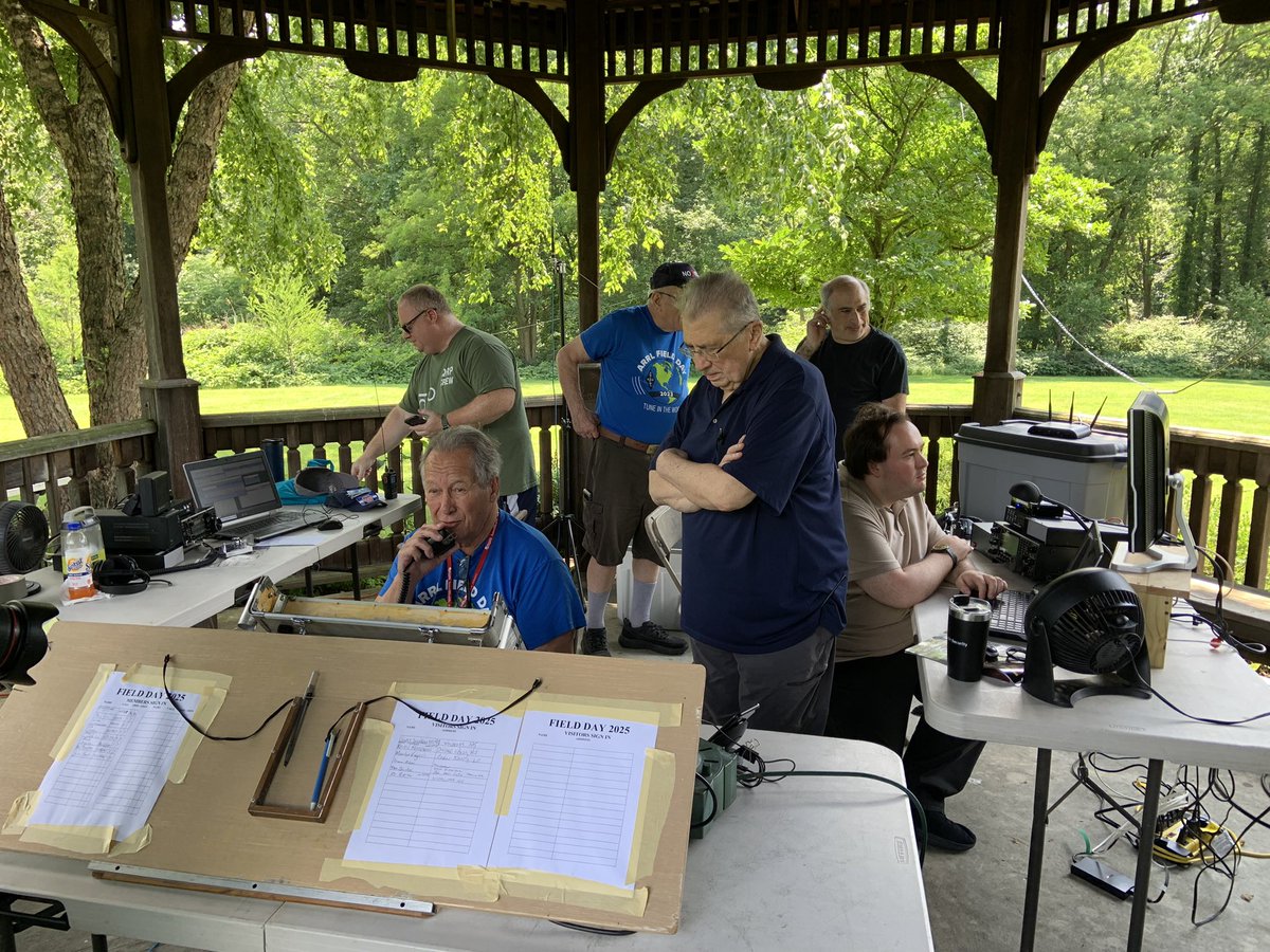 MorrisRadioClub's tweet photo. The hams are gathering for 2pm #arrlfd 
We will be W2YD 2A from NNJ https://t.co/meKcFlvZON