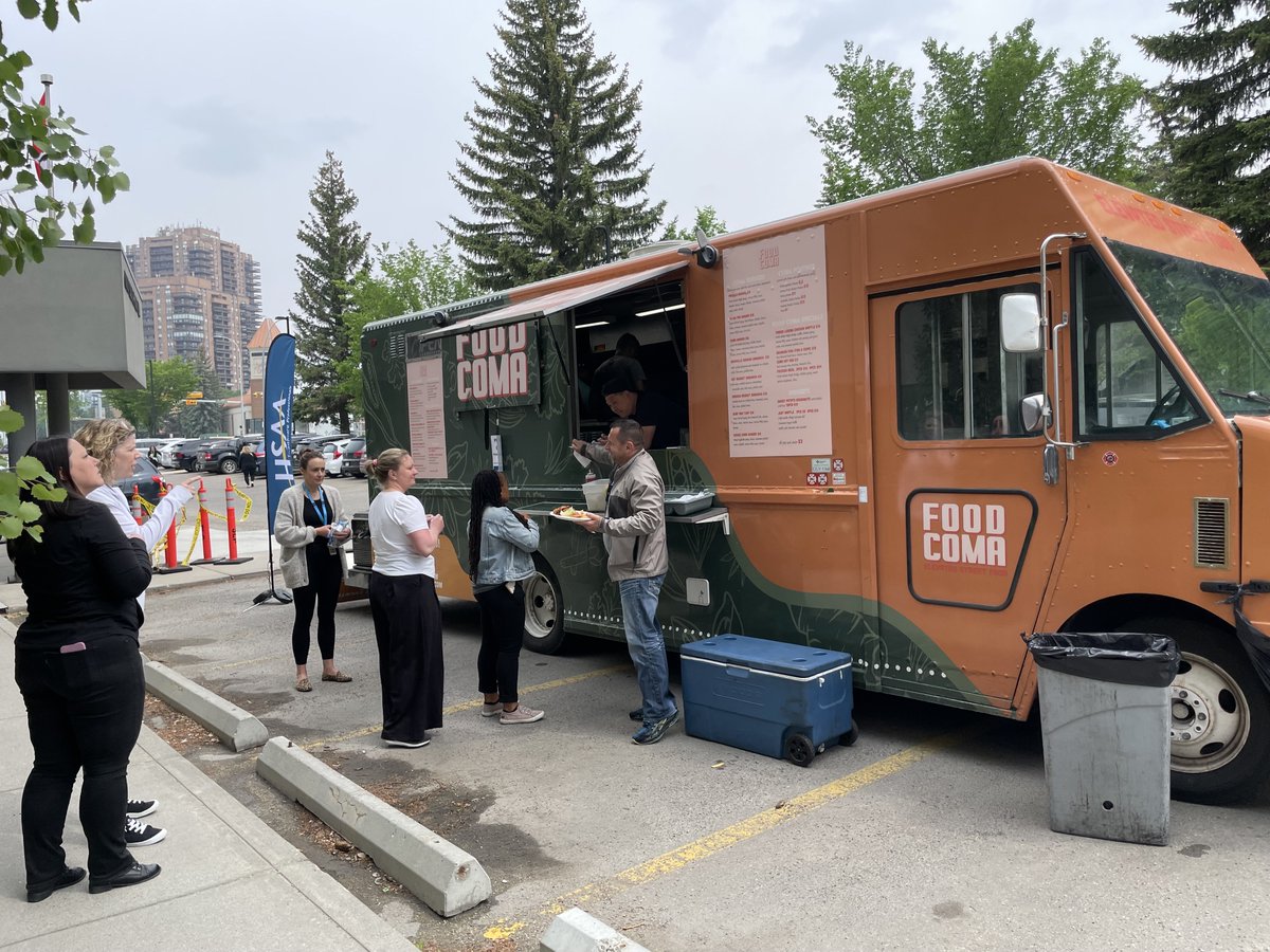 HSAAlberta's tweet image. The Solidarity Food Truck Tour is rolling across Alberta! Connect with your Local Unit Executive, Board Members, and Labour Relations Officers, all while building solidarity and community. Check out snapshots from our first stops and watch your inbox for the next truck near you!