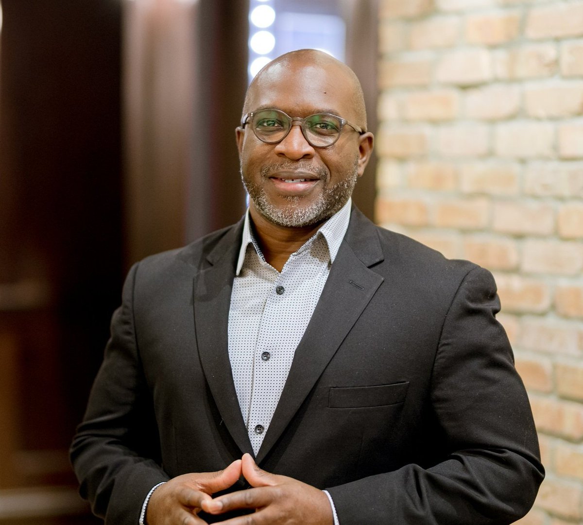 TheHAVI's tweet image. The HAVI’s Jermaine Belcher, Senior Coordinator, Policy & Advocacy, recently joined All Politics R Local to discuss the national CVI landscape.
He spoke passionately about how federal funding cuts are threatening the future of violence intervention programs across the country.…