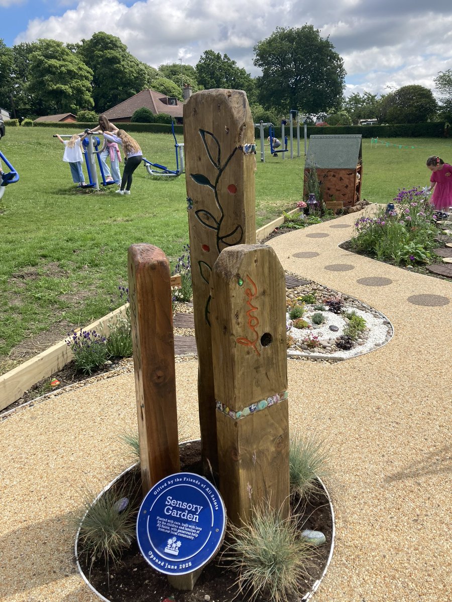 Appley Bridge CE tweet media