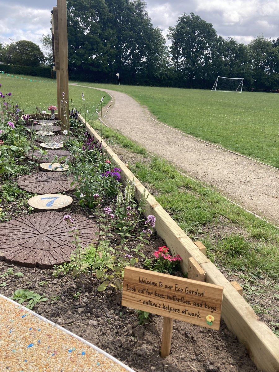 Appley Bridge CE tweet media