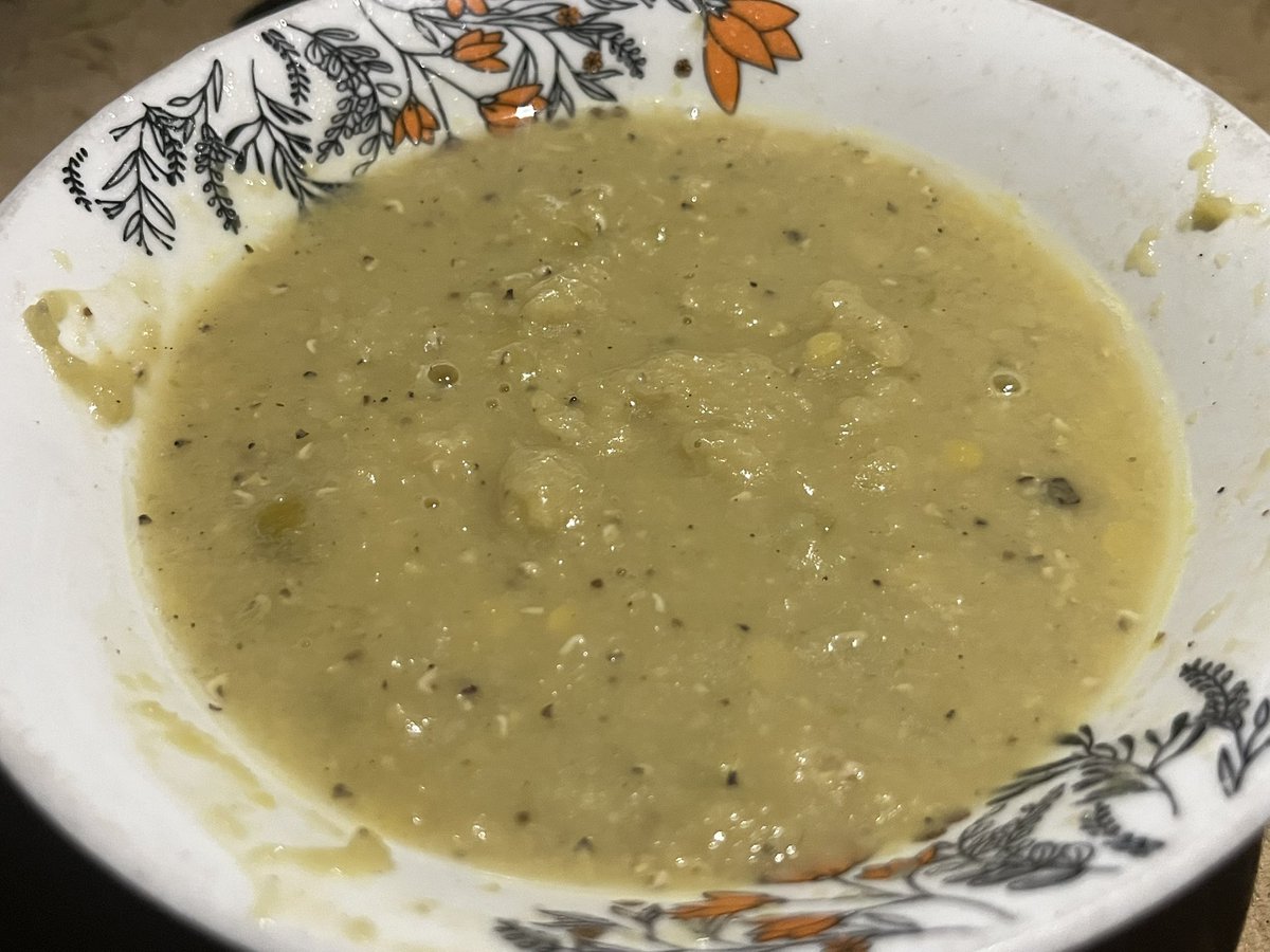 Lentil is the last thing I expected ever to fed 3 months old baby.

Just imagine that my sister today was forced to feed her baby lentil soup instead of formula because formula disappeared, it is very expensive if available.

Please donate and share.
chuffed.org/project/132559…