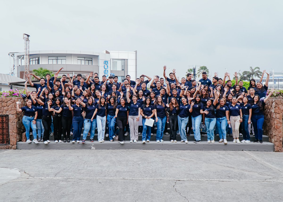 🎓 Estudiantes de la Facultad de Administración desarrollan el proyecto “Fortalecimiento de competencias en gestión Administrativa, Contable-Tributaria, Marketing y Comercio Exterior 1/2