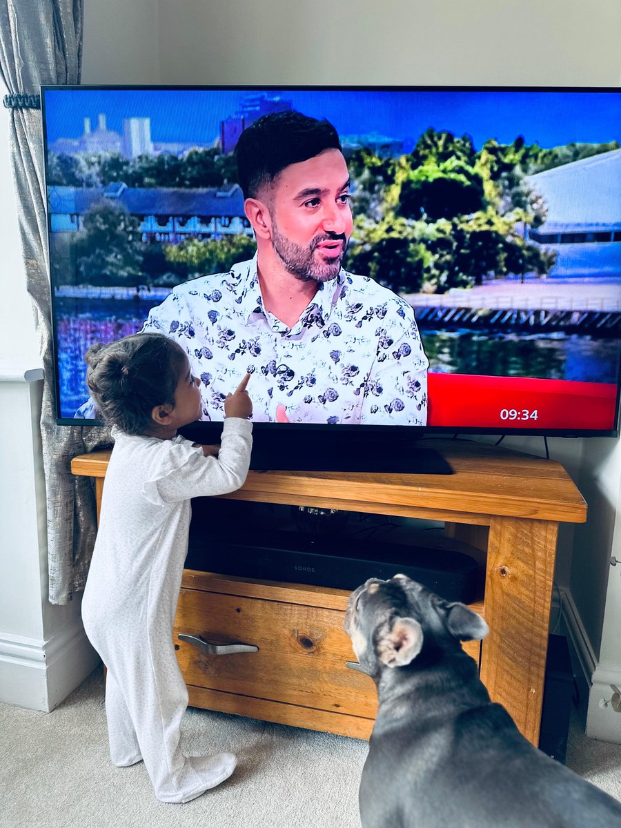 Dr Mohit Mandiratta (@doctormoman) on Twitter photo My biggest fans... ๐โค๏ธ
#BBCBreakfast #Saturday My biggest fans... ๐โค๏ธ
#BBCBreakfast #Saturday