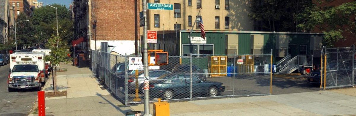 NYCEMSwatch's tweet photo. One more set of lovely FDNY EMS stations... https://t.co/rQCGjs71vw