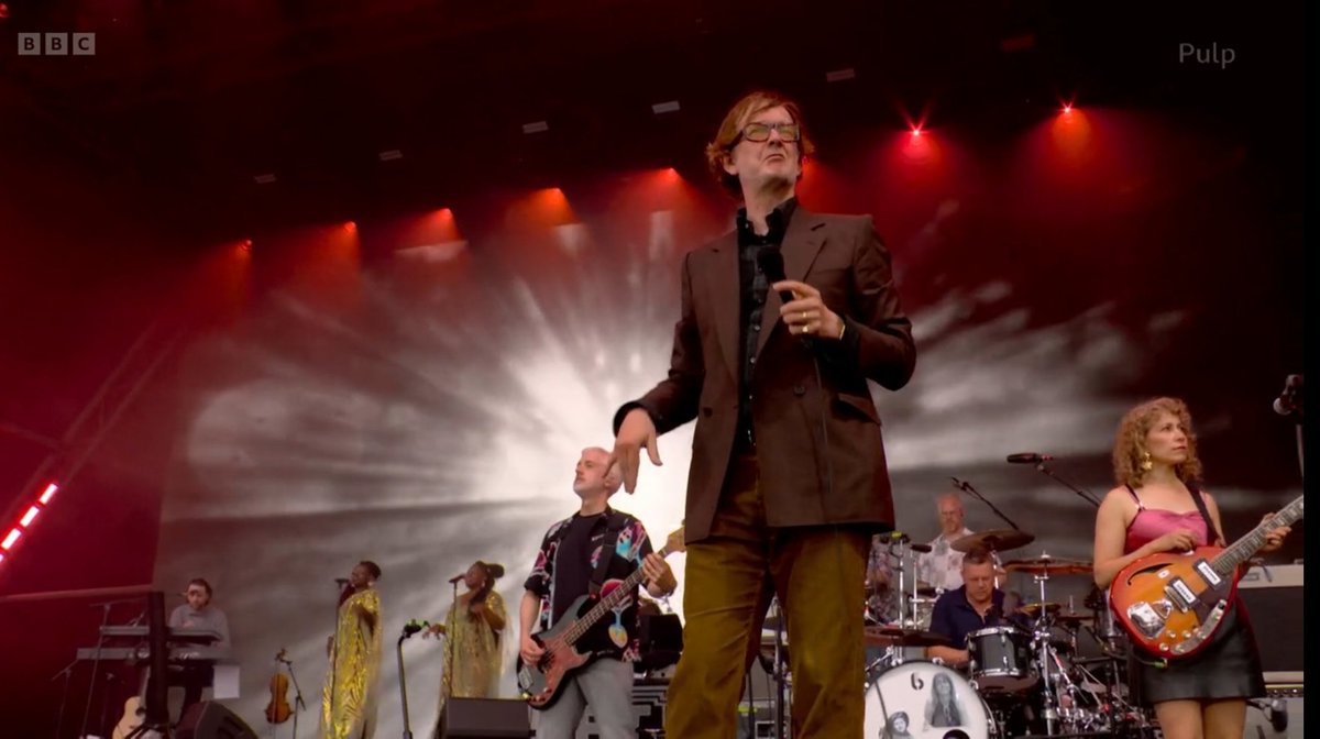 Planet_Belfast's tweet photo. Cancel the rest of Glastonbury

@welovepulp just owned it

Everything else is pointless

#Pulp #Glastonbury https://t.co/xw5EFmHN13