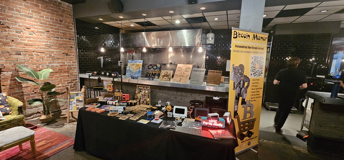Bitcoin Manor (@bitcoinmanor) on Twitter photo Weekend of all weekends in the Bitcoin Space here in Calgary.
We’re now at <a href="/TheBitcoinRodeo/">Bitcoin Rodeo '25 🥩</a> coming from <a href="/BTCSatMarket/">Bitcoin Sat Market</a> last night.
Meeting all the greats in the space.
<a href="/francispouliot_/">FRANCIS - BULLBITCOIN.COM</a> <a href="/knutsvanholm/">Knut Svanholm ∞/21M</a> <a href="/lukedewolf/">Luke de Wolf | ₿ = ∞/21M = 1/🤡🌍</a> <a href="/SPACEBULL/">MADEX</a> <a href="/BullBitcoin_/">BULLBITCOIN.COM</a>
Come down and see our Matrix running live Weekend of all weekends in the Bitcoin Space here in Calgary.
We’re now at <a href="/TheBitcoinRodeo/">Bitcoin Rodeo '25 🥩</a> coming from <a href="/BTCSatMarket/">Bitcoin Sat Market</a> last night.
Meeting all the greats in the space.
<a href="/francispouliot_/">FRANCIS - BULLBITCOIN.COM</a> <a href="/knutsvanholm/">Knut Svanholm ∞/21M</a> <a href="/lukedewolf/">Luke de Wolf | ₿ = ∞/21M = 1/🤡🌍</a> <a href="/SPACEBULL/">MADEX</a> <a href="/BullBitcoin_/">BULLBITCOIN.COM</a>
Come down and see our Matrix running live