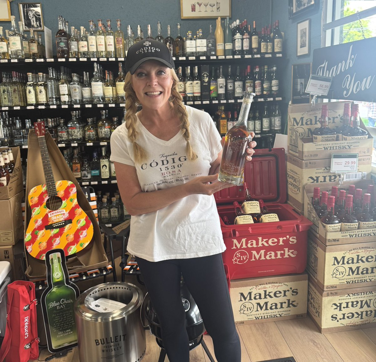 hewite86's tweet photo. Bud’s liquor in Nashville is celebrating their 50th anniversary in business today! Go by and say hello and check out their deals and enter for a giveaway for some really cool prizes! I came representing @codigo1530 tequila! #budsliquor #codigo #50thanniversary #codigo1530 https://t.co/rz35fvanl9