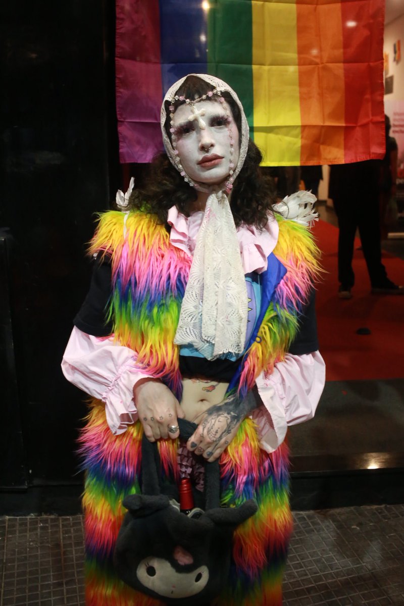 lua777psy's tweet image. Had my first ever screening as a director 🌈🎬 It was my own music video a project so close to my heart. Seeing it on the big screen felt surreal. I’ve been directing my own stuff for a while, and this moment means the world. So proud to be queer &amp;amp; making art. Happy Pride! 💖