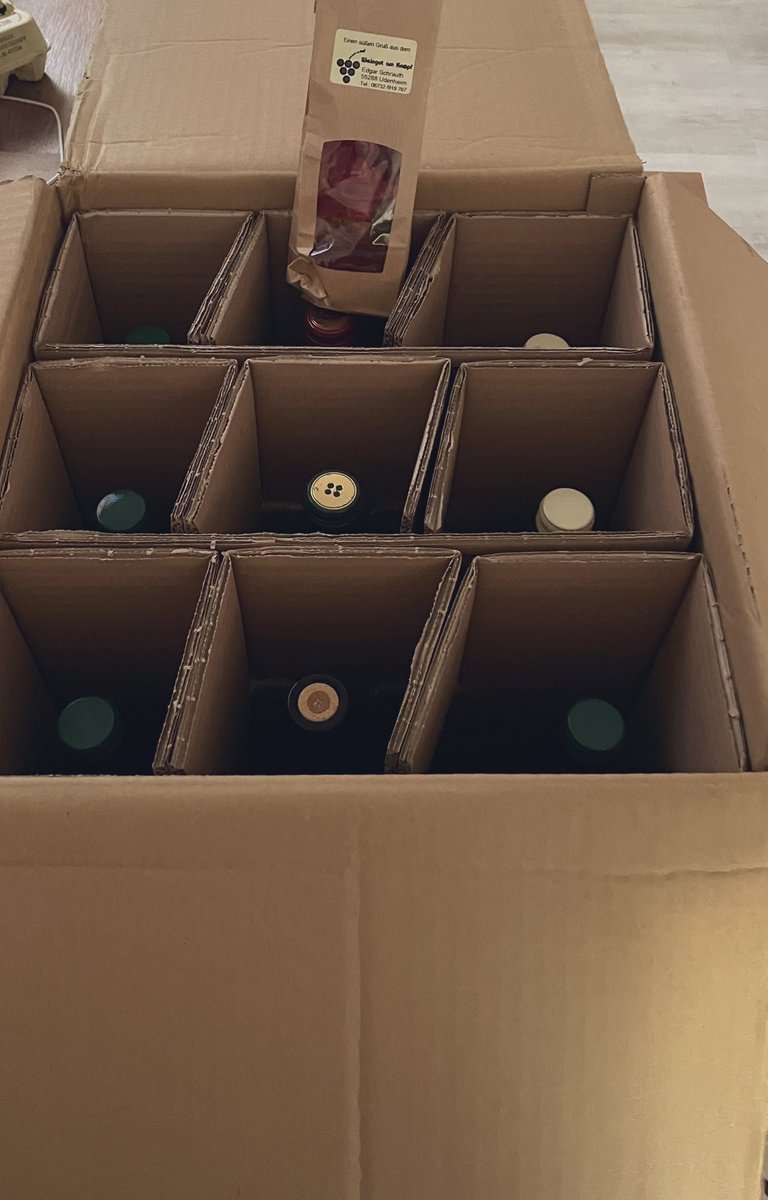 Nachschub 🍷 Besten Dank <a href="/Ed_vom_Knopf/">Ed vom Knopf </a>