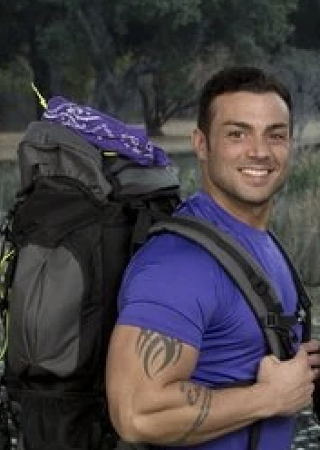 TARbirthdays's tweet image. Today, June 28th, Happy Birthday to Emmy winning writer/director & Survivor runner-up Mike White (S14 & S18 Unfinished Business) and Matt Cucolo, who got engaged to his lovely wife Ashley during S26! Hope you're both having an amazing day!
#AmazingRace