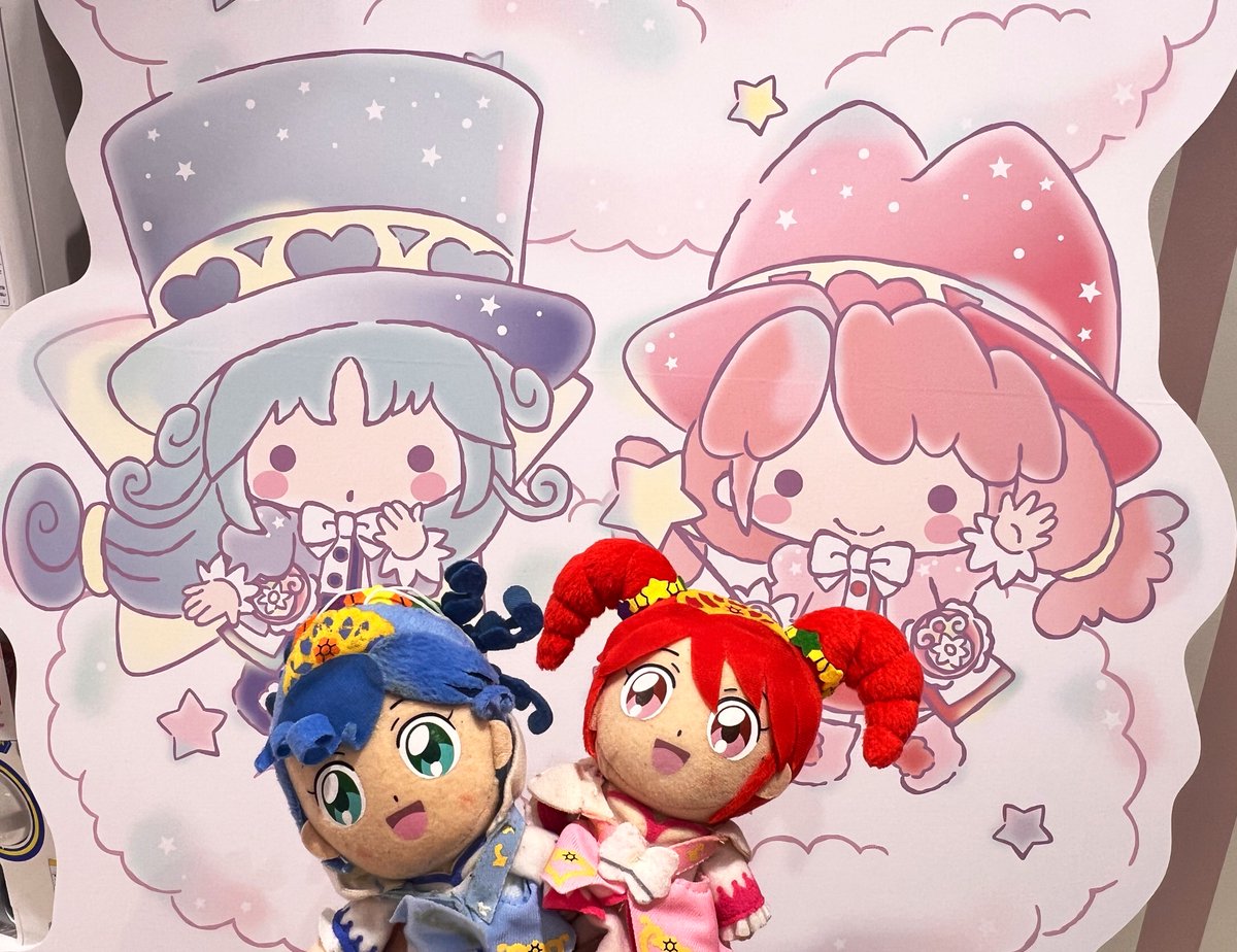 ぶたっこ様✨ Two naughty princesses, a poodle and a white rabbit. Got to give