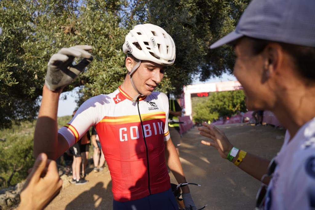 #CopaEspañaXCOCofidis | Xavi Vidal se lleva la victoria en Cervera y en la general de la categoría cadete 🏆

Clasificaciones en rtcrono.com