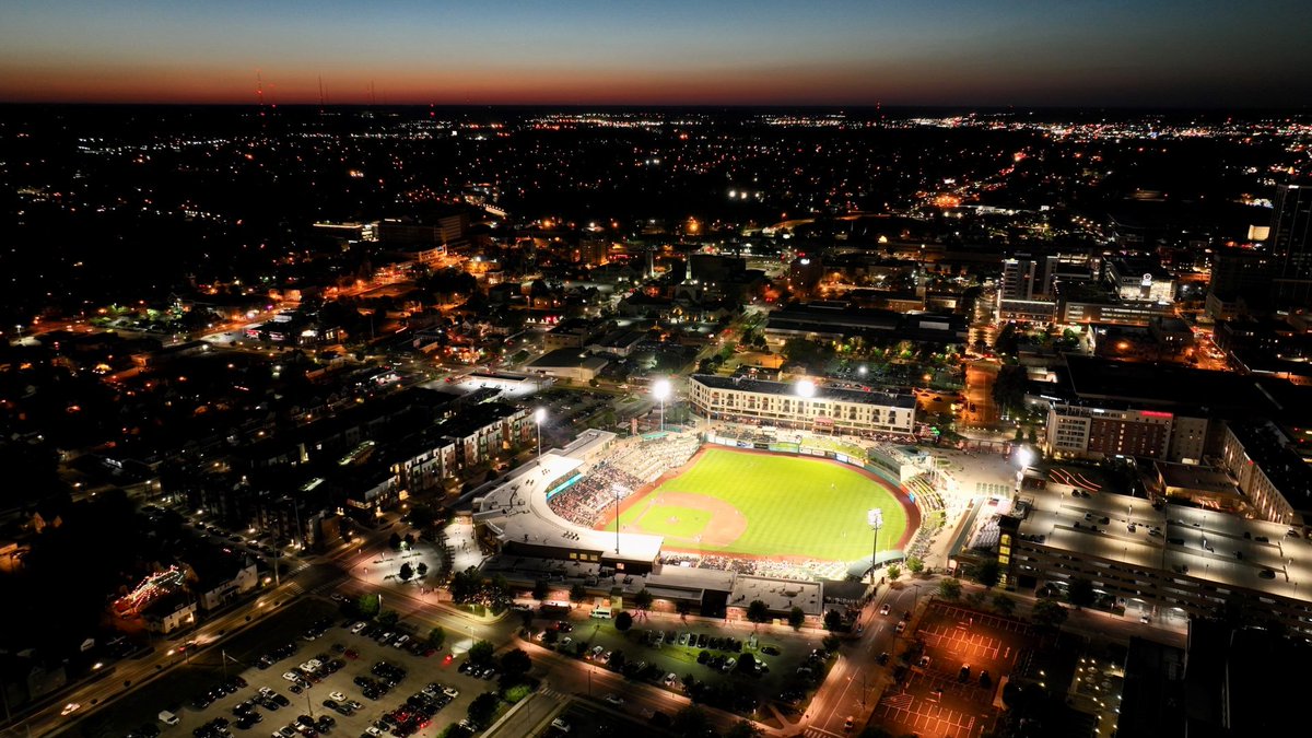 Mike Nutter (@minorleaguenutt) on Twitter photo Come out and see the <a href="/TinCaps/">Fort Wayne TinCaps</a> tonight at 6:35! Gates open at 5:05. PERFECT night for a ballgame <a href="/ParkviewField/">Parkview Field</a> ! Post-game fireworks. Great seats still available. Back at it tomorrow at 1:05 FOR <a href="/midwestboxbreak/">Midwest Box Breaks</a> post game autographs and <a href="/SpongeBob/">SpongeBob</a> appearance! 📷John McGauley Come out and see the <a href="/TinCaps/">Fort Wayne TinCaps</a> tonight at 6:35! Gates open at 5:05. PERFECT night for a ballgame <a href="/ParkviewField/">Parkview Field</a> ! Post-game fireworks. Great seats still available. Back at it tomorrow at 1:05 FOR <a href="/midwestboxbreak/">Midwest Box Breaks</a> post game autographs and <a href="/SpongeBob/">SpongeBob</a> appearance! 📷John McGauley