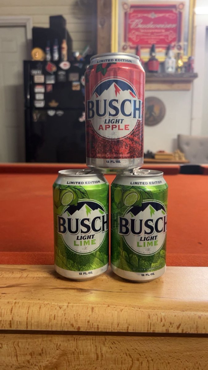 biglongrichard's tweet photo. The champ is here https://t.co/VAJAnETaft