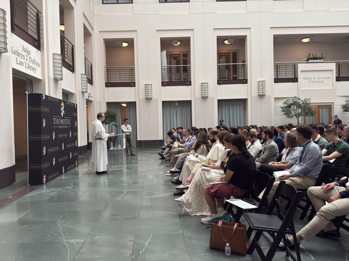 ThomisticInst's tweet image. What a joy to have our student leaders, several TI speakers, alumni, and other TI students here for our VERITAS Conference! 

#thomisticinstitute #thomism #ThomasAquinas