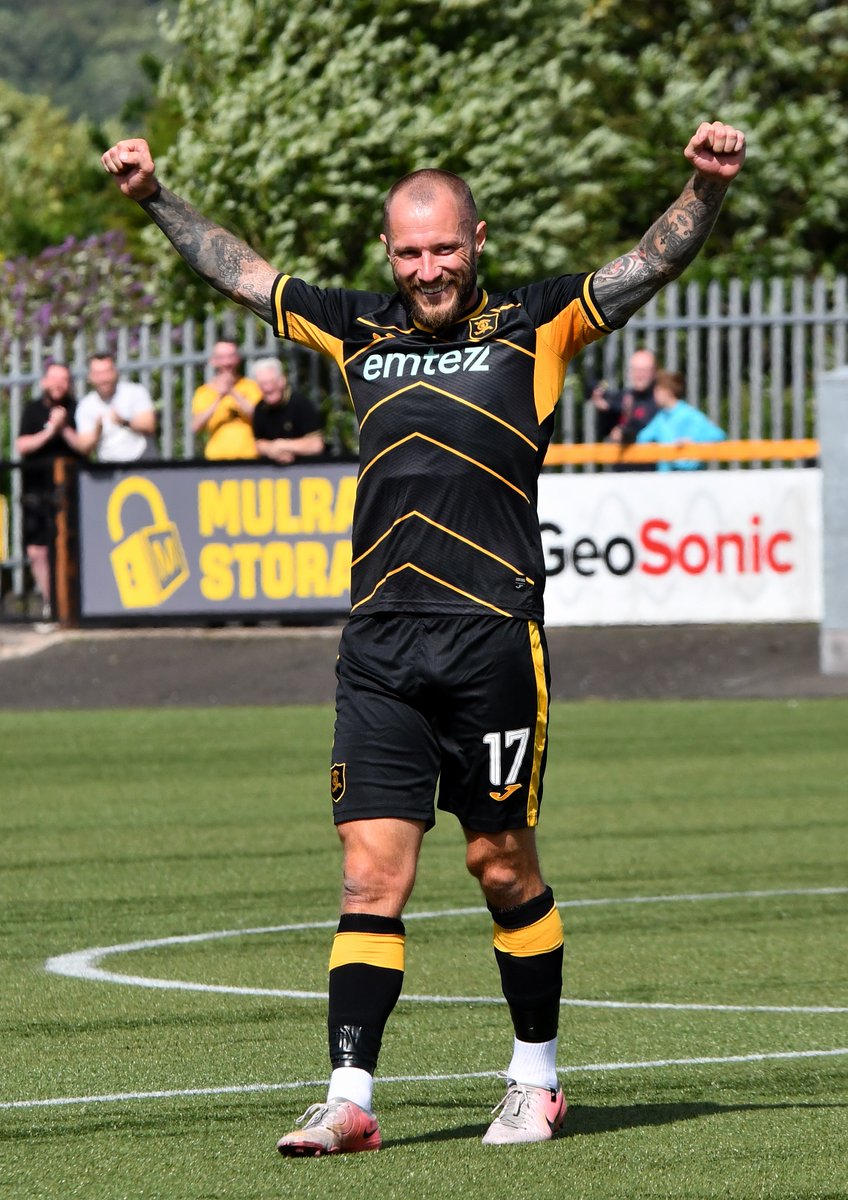 David Glencross (@dgxwasp) on Twitter photo Stevie May scores the final goal for <a href="/LiviFCOfficial/">Livingston Football Club</a> with a shot from just inside his own half in today's friendly with <a href="/AlloaAthleticFC/">Alloa Athletic FC</a> Stevie May scores the final goal for <a href="/LiviFCOfficial/">Livingston Football Club</a> with a shot from just inside his own half in today's friendly with <a href="/AlloaAthleticFC/">Alloa Athletic FC</a>