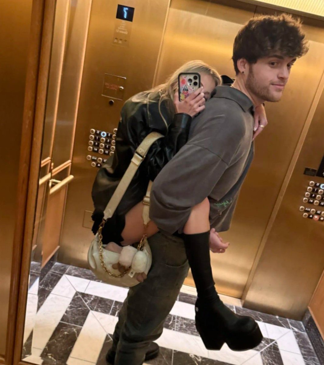 MysMyskia's tweet image. I'M GONNA END IT THEY'RE SO CUTE 😭😭😭