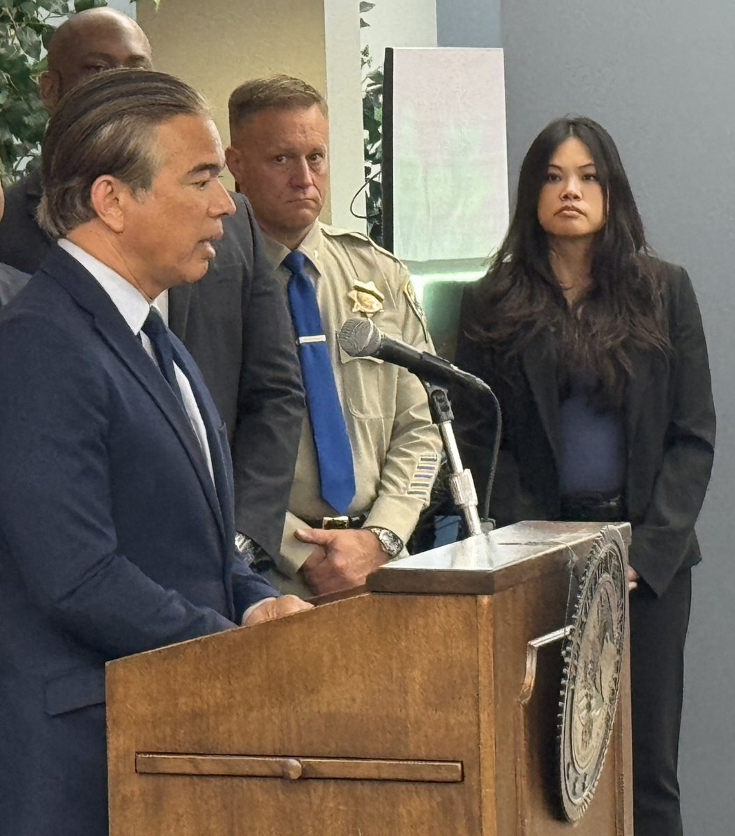 ATFSanFrancisco's tweet image. .@ATFSanFrancisco Acting Special Agent in Charge Alex Buenaventura (far right) attends a press conference in Fresno, CA for “Operation Shock Collar”. The operation resulted in the arrest of 38 gang members & associates. justice.gov/usao-edca/pr/3…