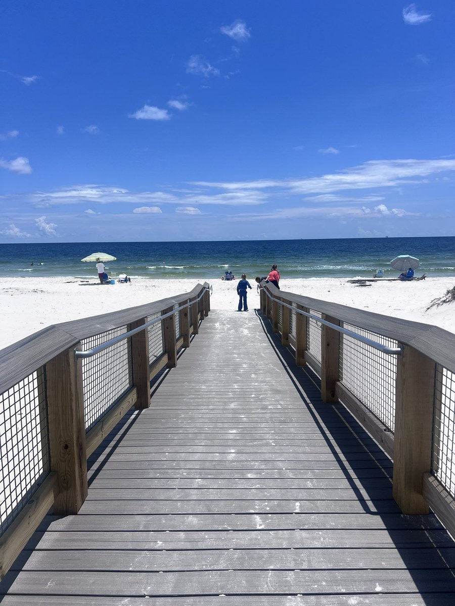 FuryPlatinumDep's tweet photo. Welcome to beautiful Gulf Shores, AL!

We’re looking forward to competing at the @USSSA Gulf Coast National Championship! 

Stay tuned for updates as we start pool play Monday morning. #platinumproud https://t.co/7a2fZZrBnh