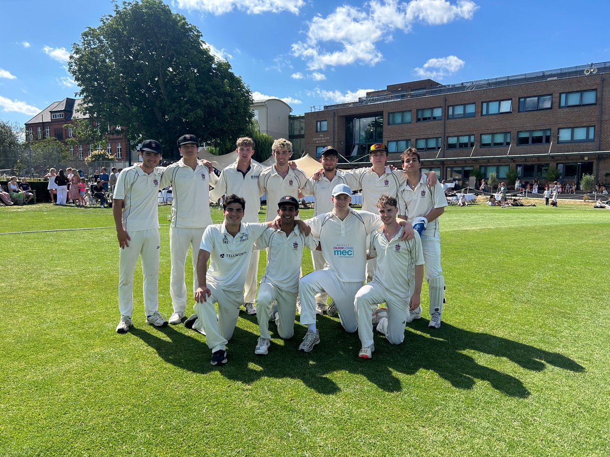 What a fantastic Founder's Day <a href="/AlleynsSchool/">Alleyn's School</a>! Great seeing alumni from recent leavers right through to 50s and 60s returnees. Big thanks to our Year 12 tour guides and congrats to our alumni netball and cricket teams who each won their matches against the school! #AlwaysAlleyns