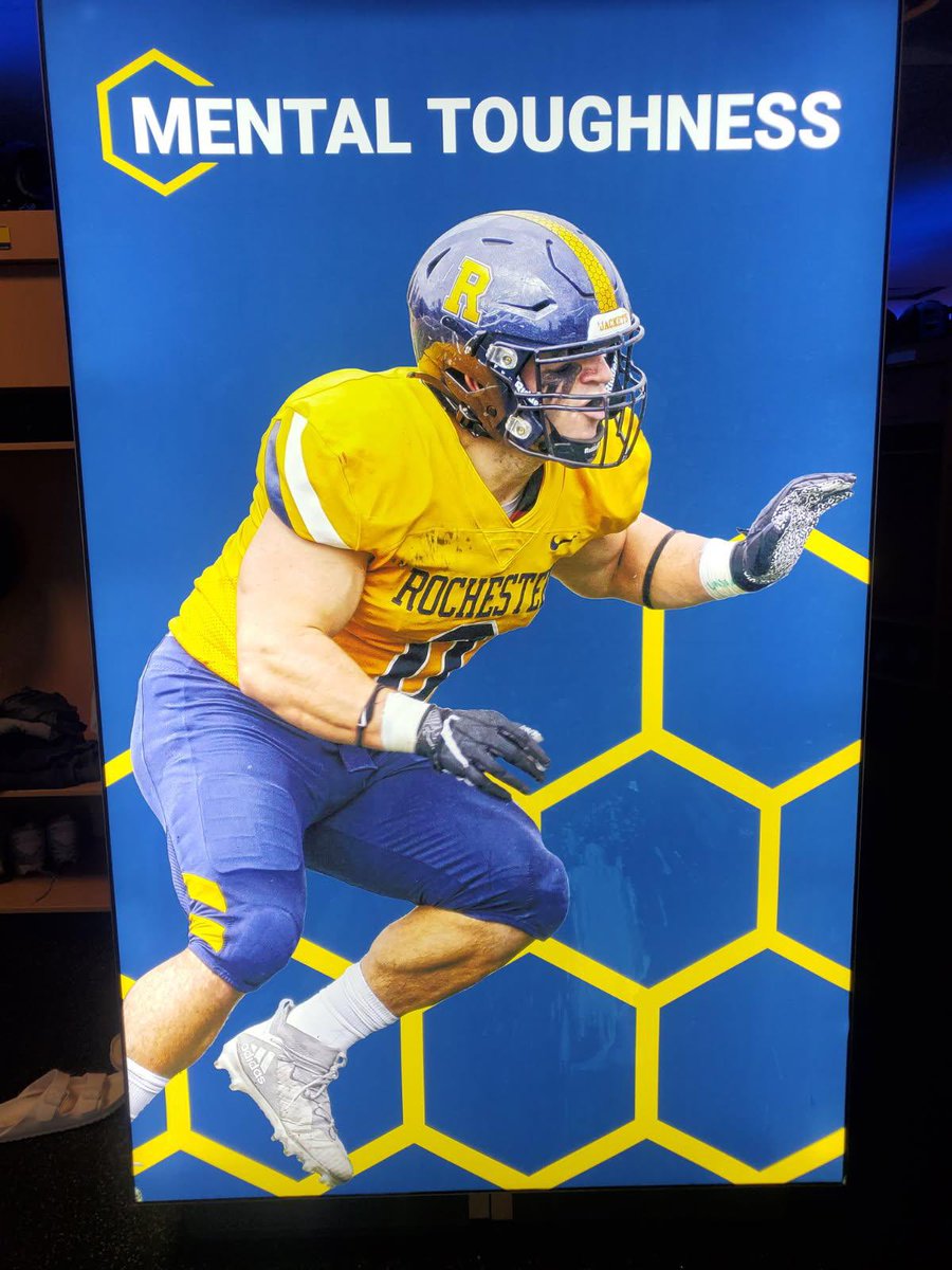 After a great day of competition at <a href="/UofRFootball/">Rochester Football</a> camp and a conversation with <a href="/IamcoacHHeav/">Jason Henshaw</a>, I’m extremely excited and blessed to announce that I have received my first offer to play at the U of Rochester. #CLIMB 
<a href="/CoachRuest/">Eric Ruest</a> <a href="/ChadMartinovich/">Chad Martinovich</a> <a href="/GallagherBryan/">Bryan Gallagher</a> <a href="/knollsfootball/">Morris Knolls Football</a>