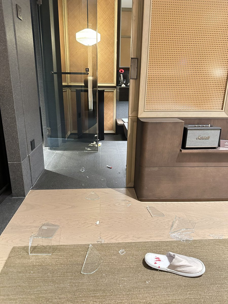 DO VIS (@muiss2024) on Twitter photo 