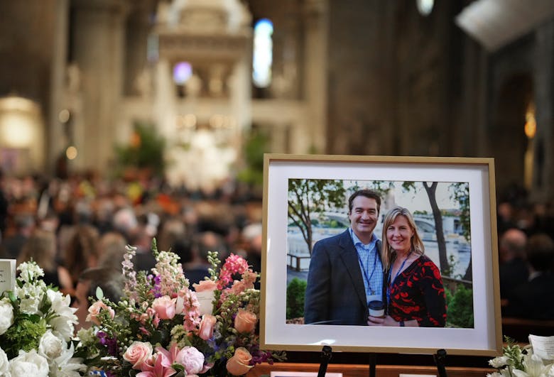 mnhouseDFL's tweet image. Today, with deep sorrow, we laid Melissa and Mark Hortman to rest. Melissa and Mark were the very best of us. Minnesota is a better place because of their selfless service and sacrifice. Now, it’s up to all of us to carry their extraordinary legacy forward and work hard to build…
