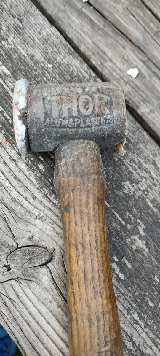 CraigWFSmith's tweet photo. Breaking out Thor's Hammer #diy #thor https://t.co/2BQs4pWUFM