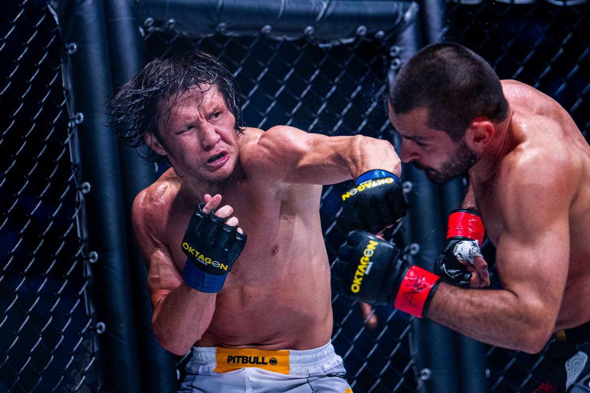🏆 AND NEW 🏆

Zhalgas Zhumagulov 🇰🇿 is the new ruler of the flyweight division.

He defeated Beno Adamia by a clear decision victory #OKTAGON73 

📺 OKTAGON.TV &amp; RTL+