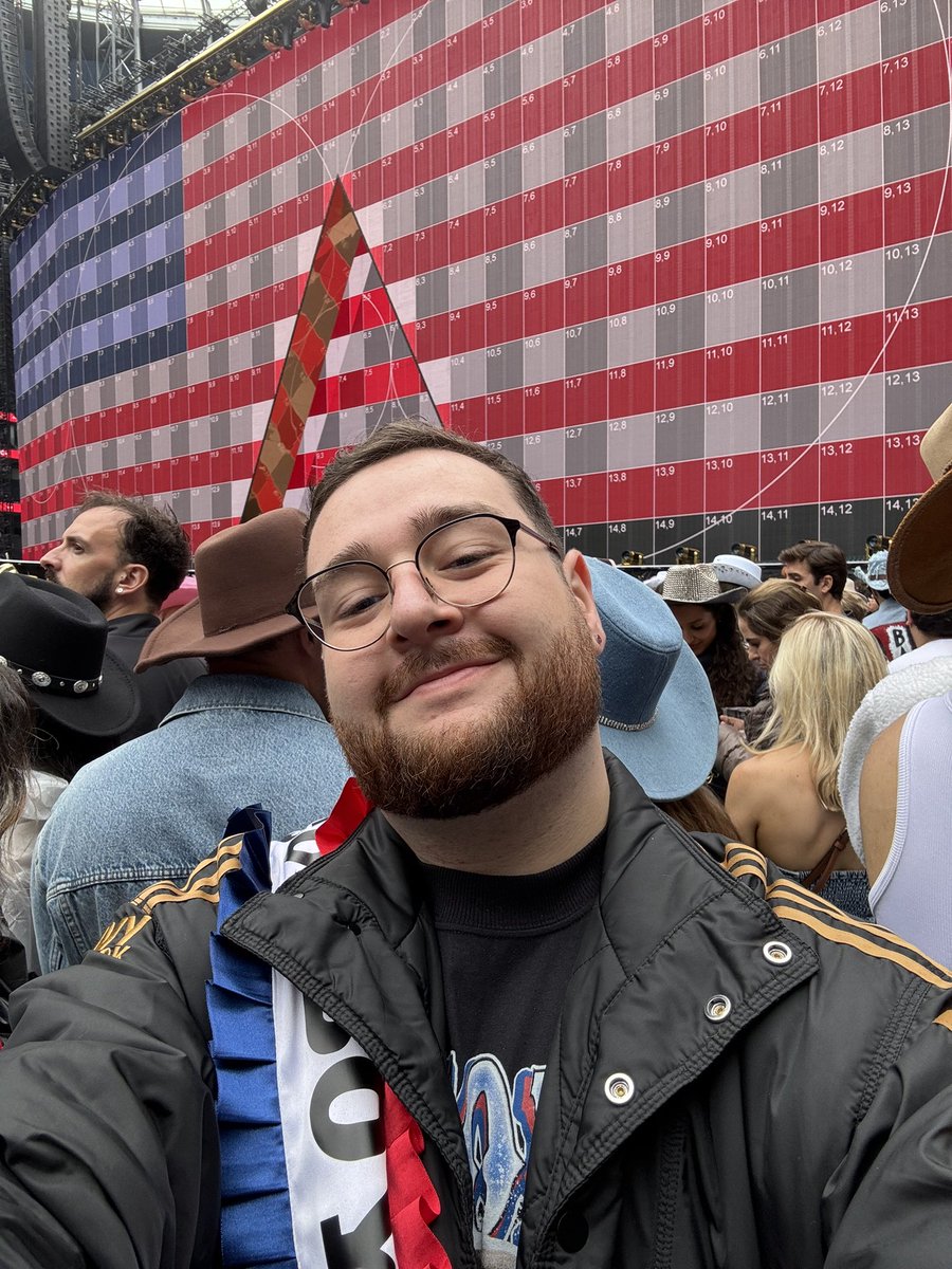 luki ‎✠ tweet media