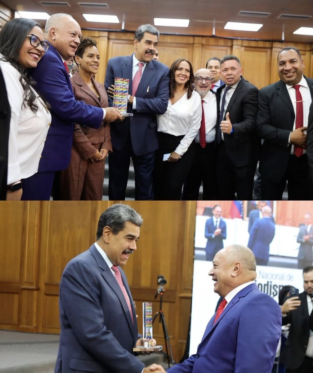 Los GALLOS del SUR tweet media