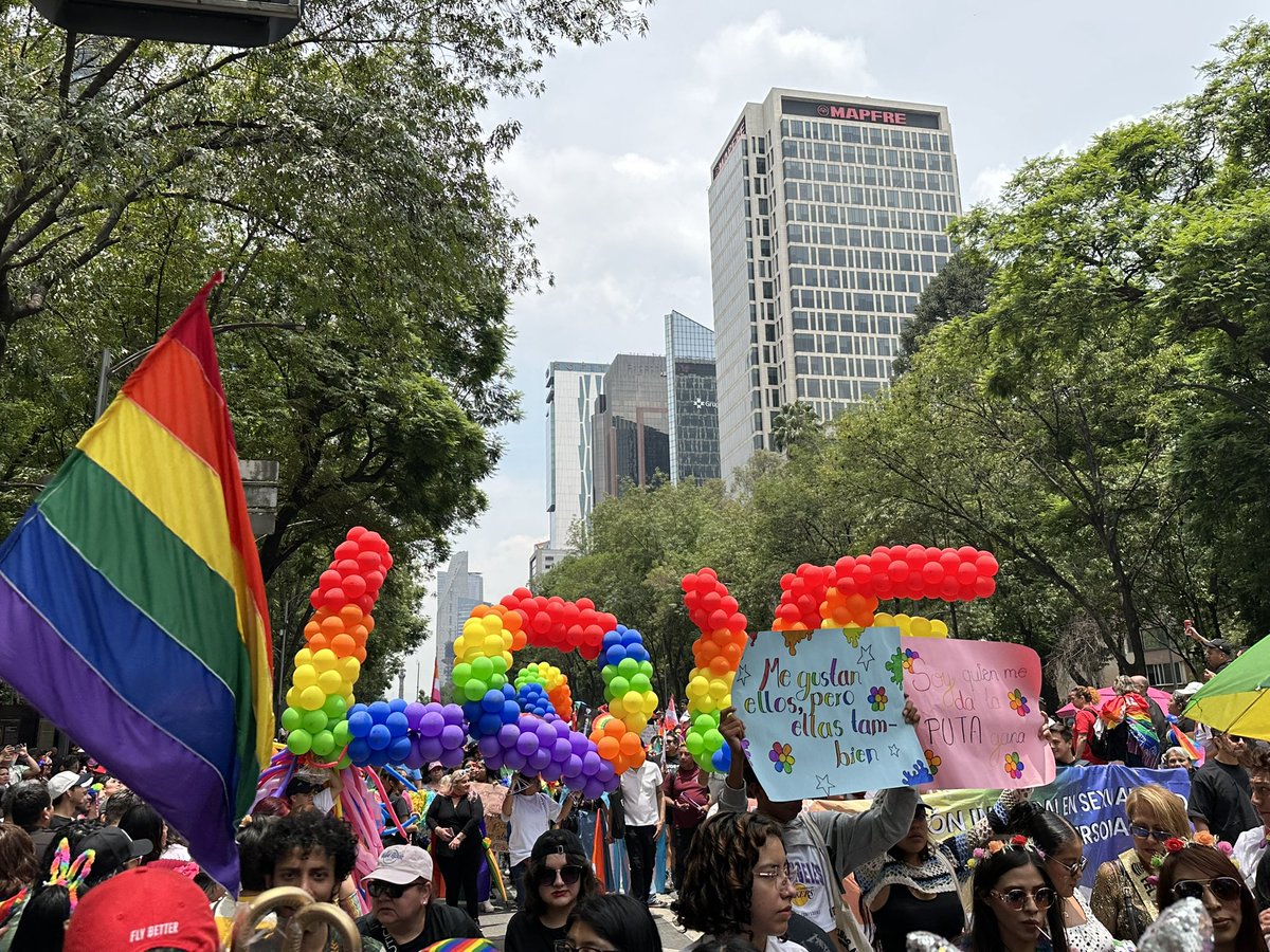 la_ventana's tweet photo. 28.06 #marchadelorgullo #lgbt #🏳️🌈 #🏳️⚧️ #pride #pride2025 #gay #queer #trans #comunidadlgbt
🔴🟠🟡🟢🔵🟣
#ventanarosa #articuloslgbt #tiendalgbt #monterrey https://t.co/W4EgJ47Jrz
