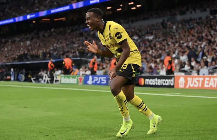 sportscliffs's tweet photo. 🔵 Chelsea have reached an agreement in principle with Borussia Dortmund for English winger Jamie Gittens, following failed attempts to finalize his transfer before the Club World Cup. #ChelseaFC #JamieGittens #BorussiaDortmund #TransferNews #SportsCliffs https://t.co/F3IKsRmG3P
