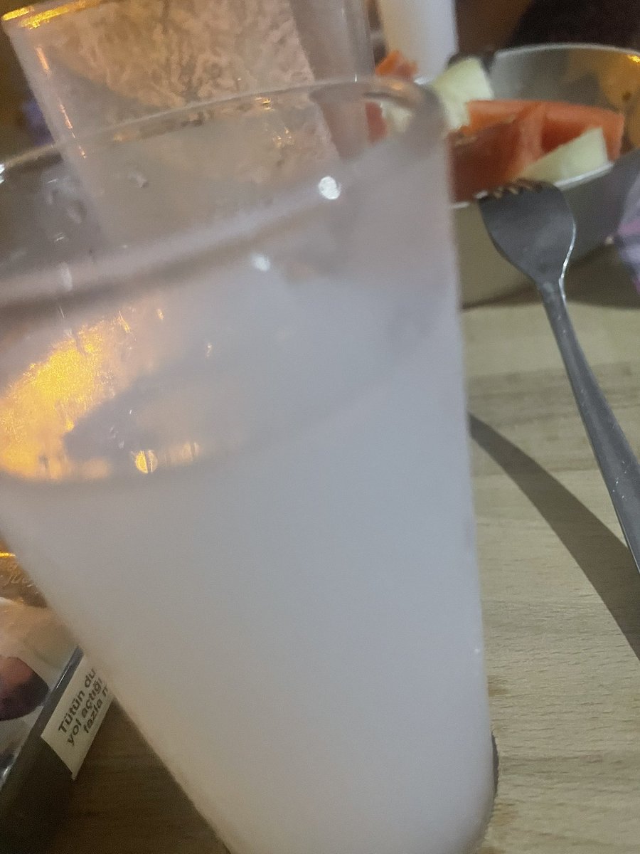 Hande Hakan tweet media