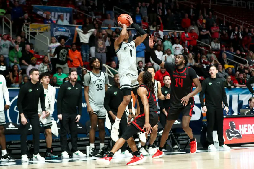 BigSouthHH's tweet image. Congrats to TWO former Big South studs in Zack Austin (High Point) and Jordan Gainey (USC Upstate).
Zack Austin signed an Exhibit 10 contract with the OKC Thunder.
Jordan Gainey signed a Summer League contract with the Phoenix Suns.