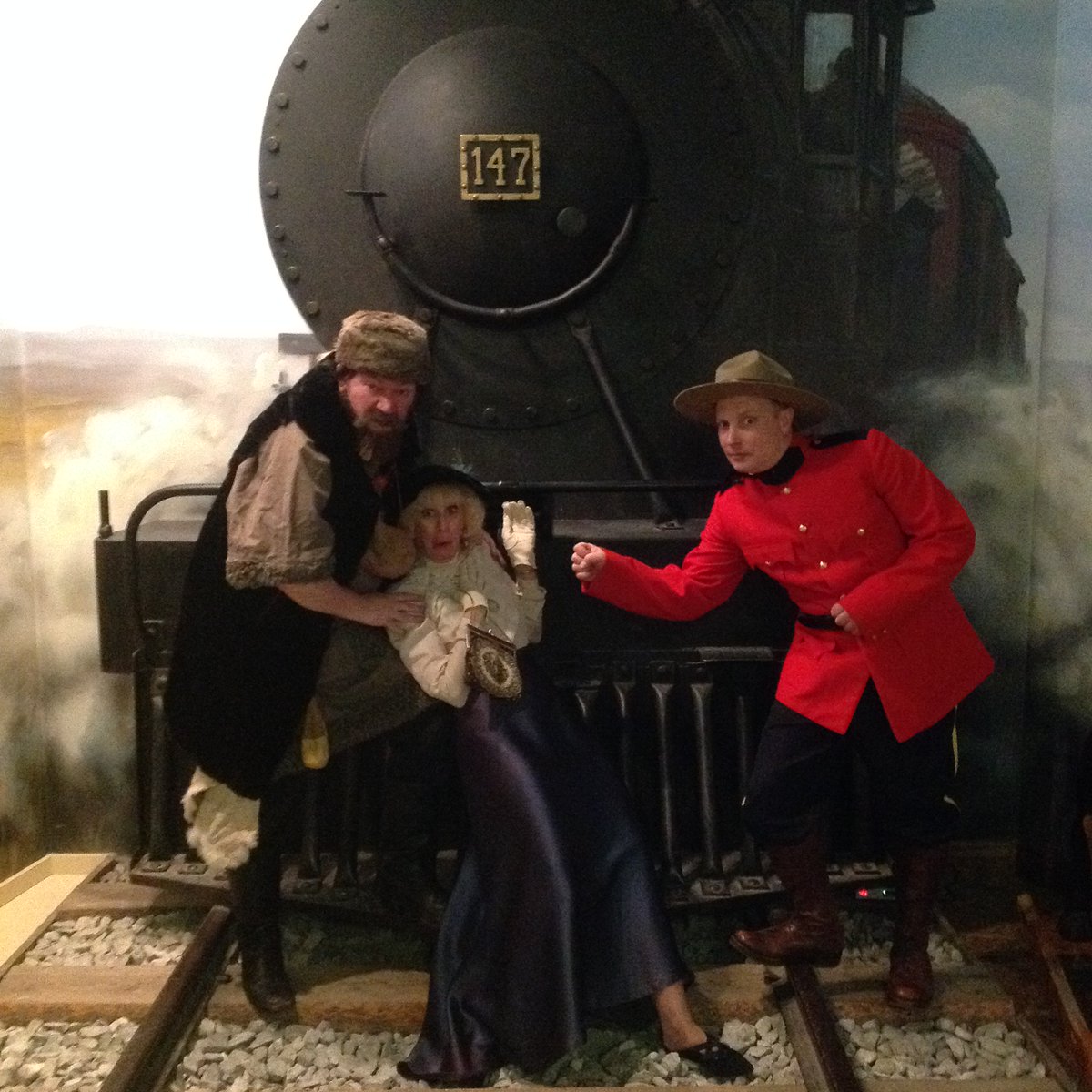 PegasusPerforms's tweet image. Happy Canada Day July 1! Fun interactive Characters Pegasus provided back when it was called Fort Calgary. Now &apos;The Confluence&apos;, the new name aims to acknowledge our complex past, be more inclusive of diverse histories, &amp;amp; acknowledge the land&apos;s significance to Indigenous peoples.