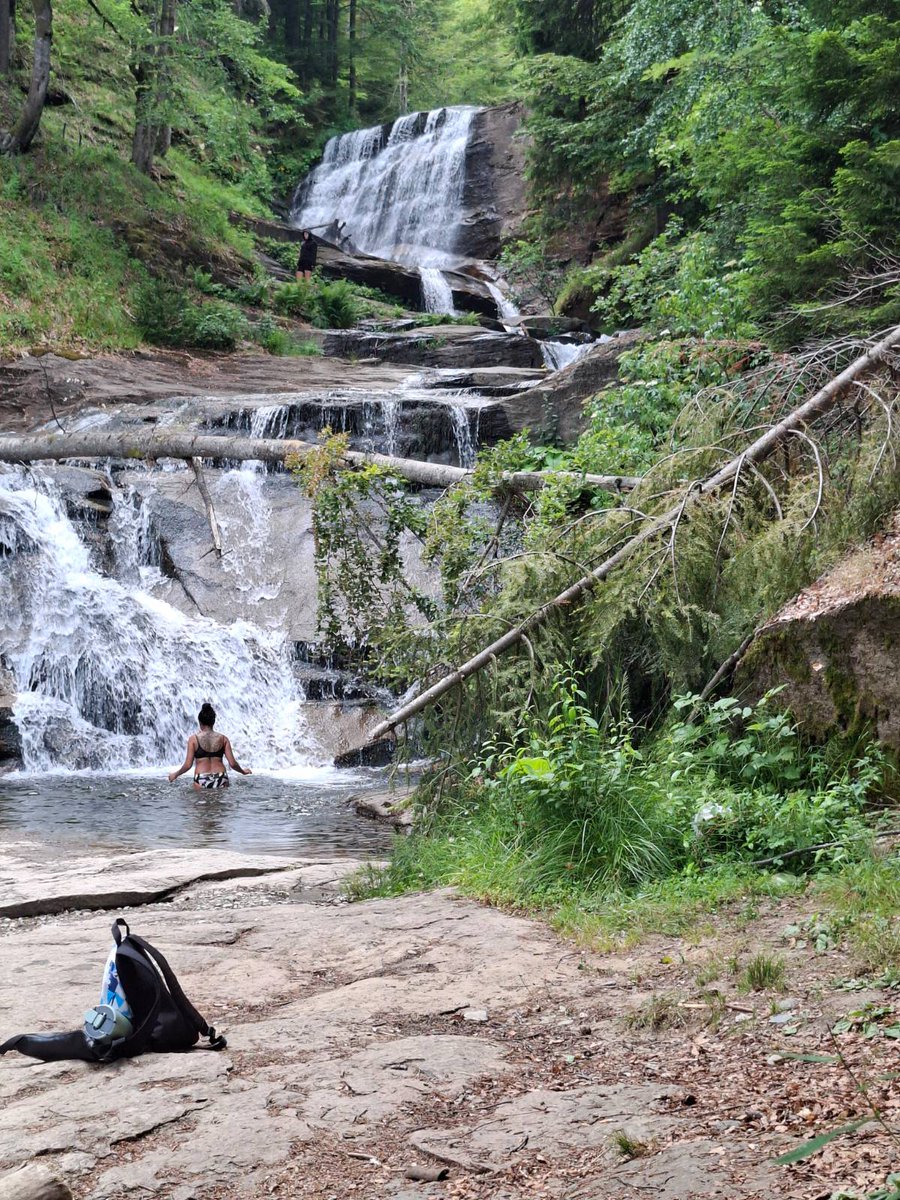 I had no idea your waterfall game was so lit Bosnia