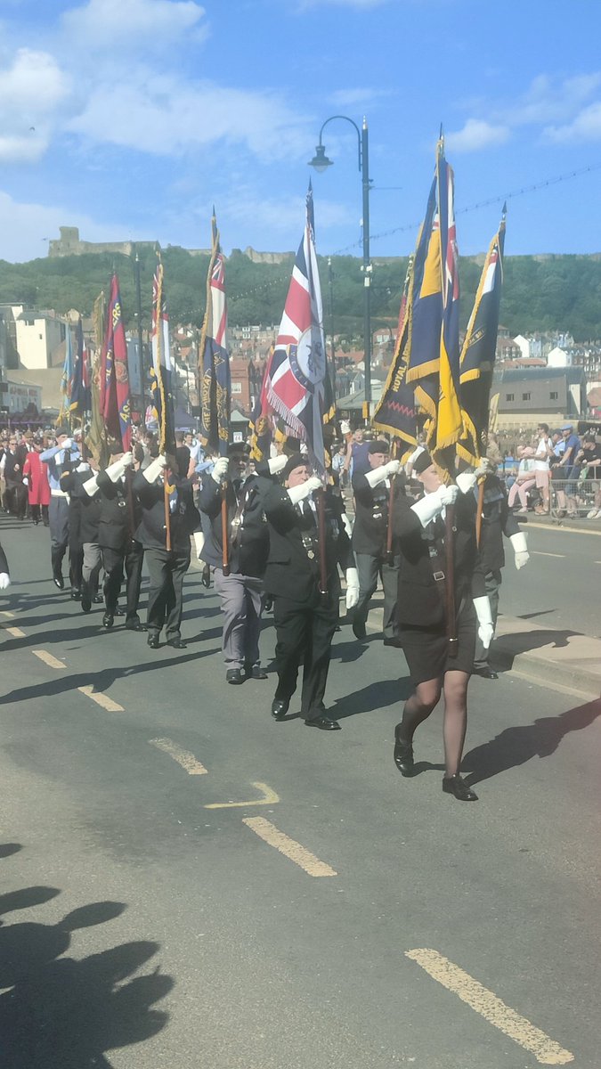 Love the mix of veterans, cadets, and civic leader's. Scarborough loves armed forces day. Multi generational celebration and commemoration..❤️🇬🇧🌊