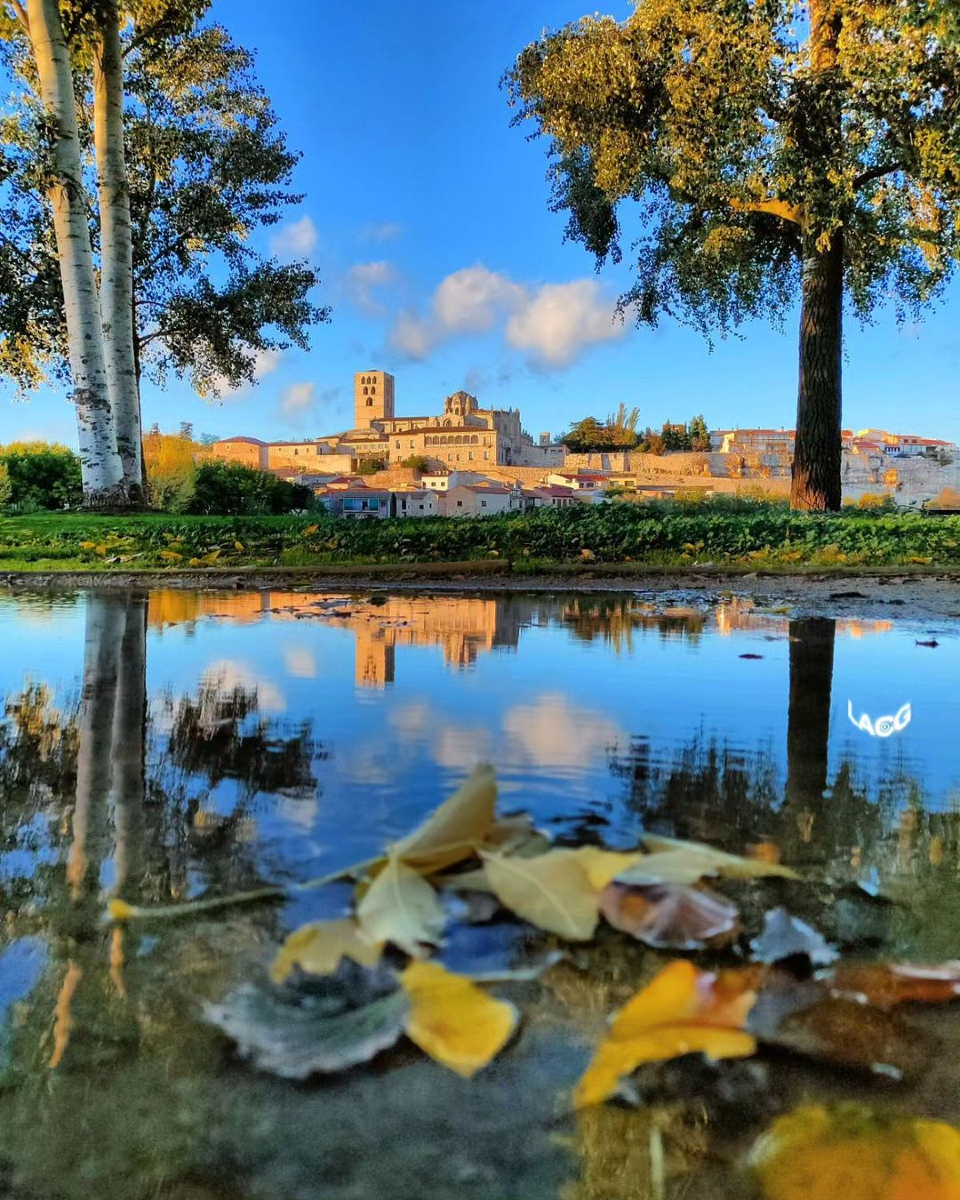 Atardecer en Zamora
📷 @lacglacg 
@zamoraspain