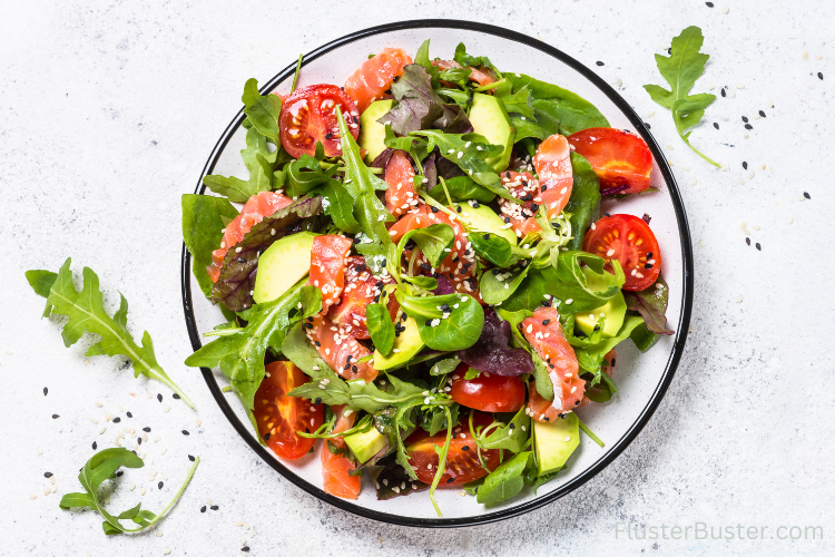 Looking for fresh and tasty salad recipes for your summer meal planning? Check out our collection of 24 salad recipes to keep your menu exciting and healthy! #summerrecipes #saladideas #mealplanning  bit.ly/2sdLBqZ