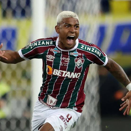 lfscal2's tweet image. Que mesmo longe
Eu não deixei de te amar
E as diferenças
Vamos deixar pra lá
Eu tô aqui agora
E cadê você?

Eu não tô podendo ficar
Nem mais um minuto sem te ver
Eu não pude acreditar
Quando você foi sem me dizer
Vi a alegria voltar