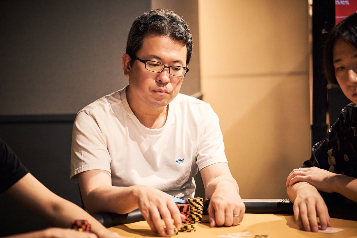 shinjukupoker's tweet photo. 【#15 World Shinjuku Of Poker】

5位 岩瀬唯奈様、6位 TAKU様
7位 teba様

入賞おめでとうございます✨

#SHINJUKUPOKERFES 
#ShinjukuNo1
#ポカ狂 https://t.co/GYfBIpUZBo