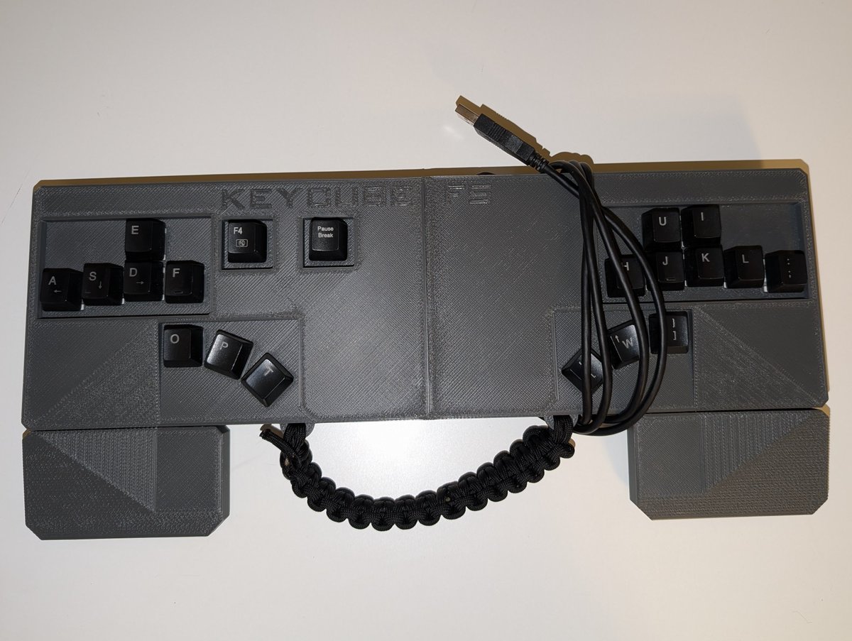 fightformgg's tweet photo. The Keycube FS. Designed and built in 2023, before Fightform was Fightform.
With its geometric shape and handwired internals, it was a bold foray into the world of controller design. 
When you're thinking about where you're going, never forget where you started. #fightform https://t.co/lOsKZEXhEC