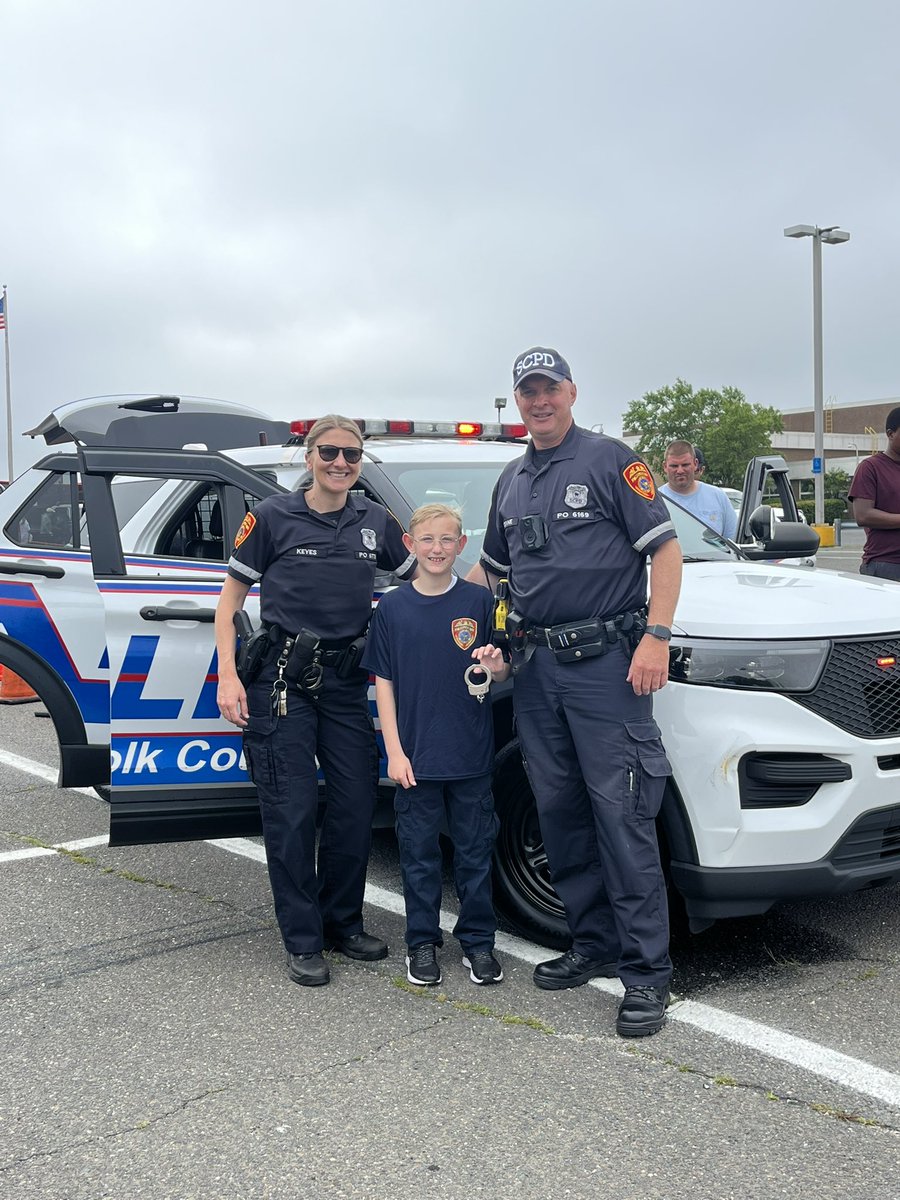 SCPD5thPrecinct's tweet image. Touch A Truck at Patchogue Medford High School! Participants were able to check out different commercial trucks and emergency vehicles. Thank you to all that came by to visit the SCPD 🚔🚑🚒🚨