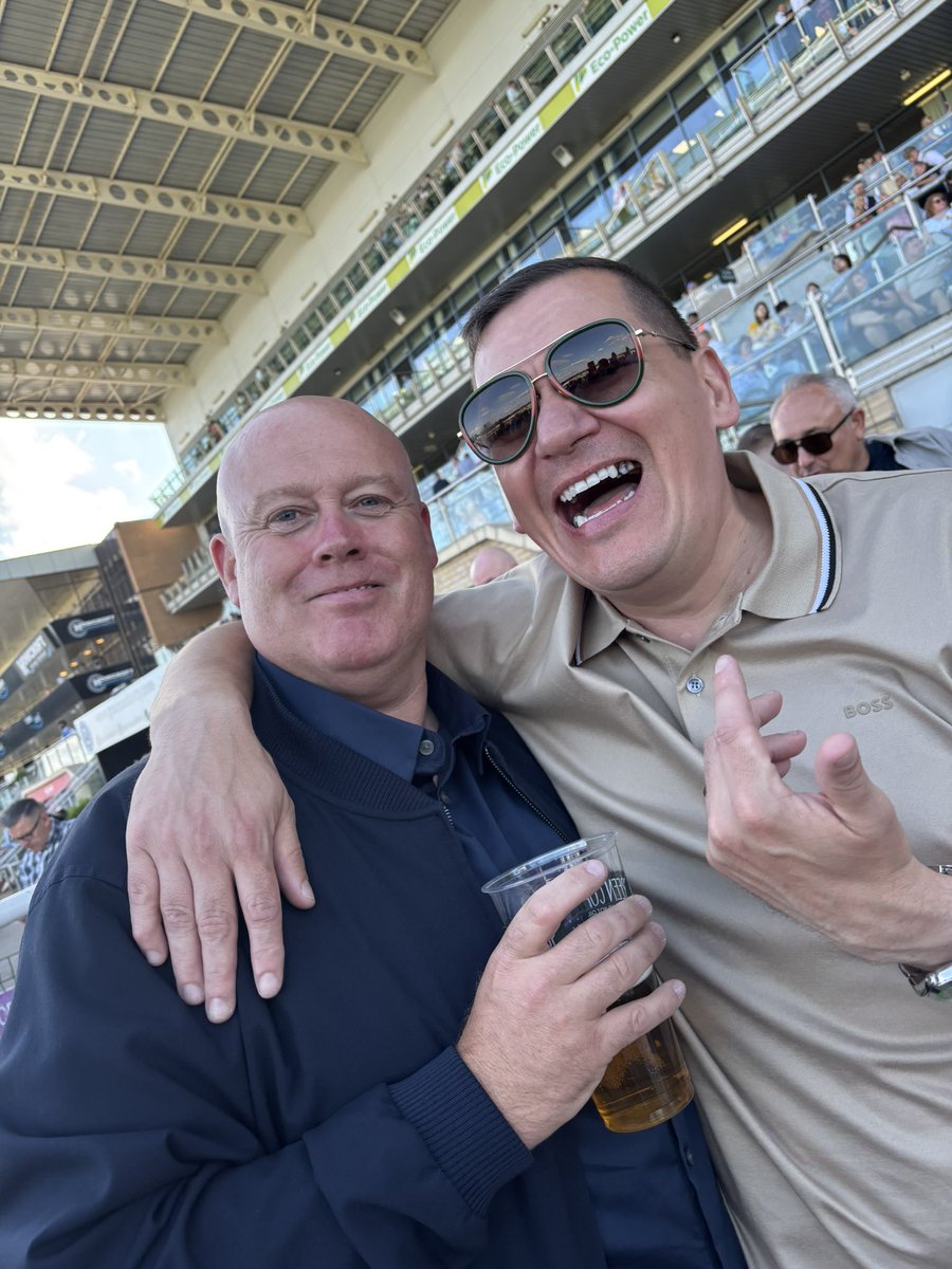 ThePhoneSurgery's tweet image. Sometimes you just need to have a bevy with your best mate