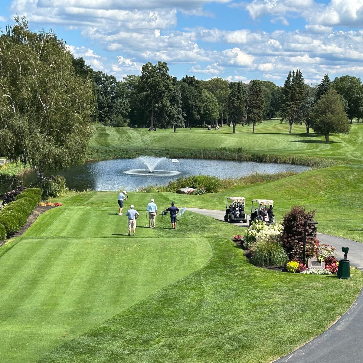 We're looking forward to a beautiful day on the course at the Mount Excelsior Golf Tournament! Join us at Kirkbrae Country Club on August 11th for a great day of golf, community, and support for Mount Athletics. ⛳️

Register now: tinyurl.com/MountGolf2025