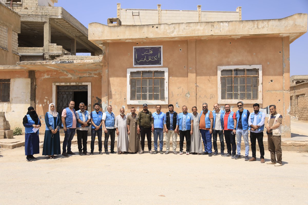 thebaharngo's tweet photo. #Bahar’s CEO @SharvanIbesh  field visit to #Idlib following up on #Reconstruction efforts: 300 #homes &amp; 29 #schools under #rehabilitation.
Thanks @francediplo_AR for your generous support.
@francediplo_EN https://t.co/76tkN0NLXh