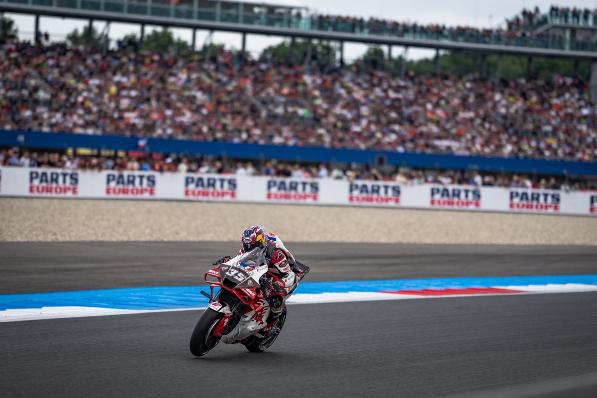 lcr_team's tweet photo. 19th @somkiat35 – Sprint #DutchGP
🎤"I did my best to follow my rivals, especially Aleix Espargaro, who has a lot of experience and is also an HRC test rider, because I wanted to learn from his lines and riding style. Lap by lap, I picked up small details that helped me improve." https://t.co/IyWPPmNVjU