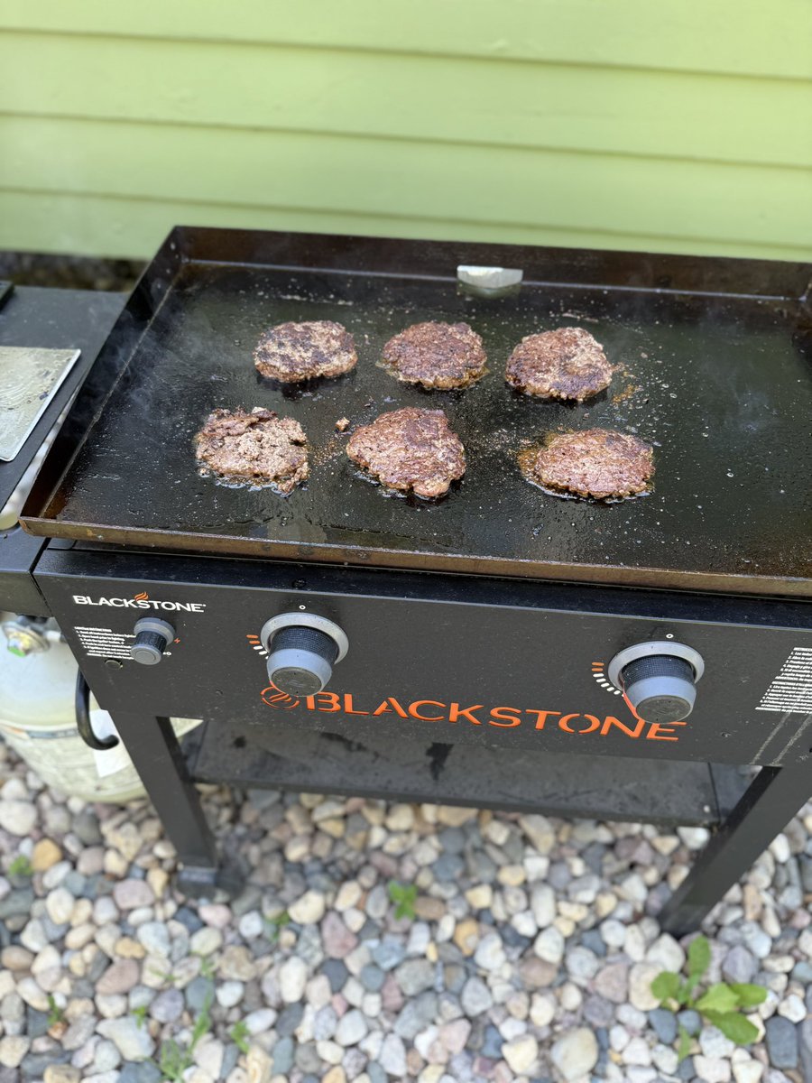 Here’s something your kids won’t learn in school, cook bacon first, the cook them burgers on top of that bacon juice. 💯